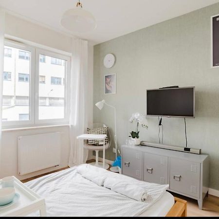Color Room Warsaw Wola מראה חיצוני תמונה